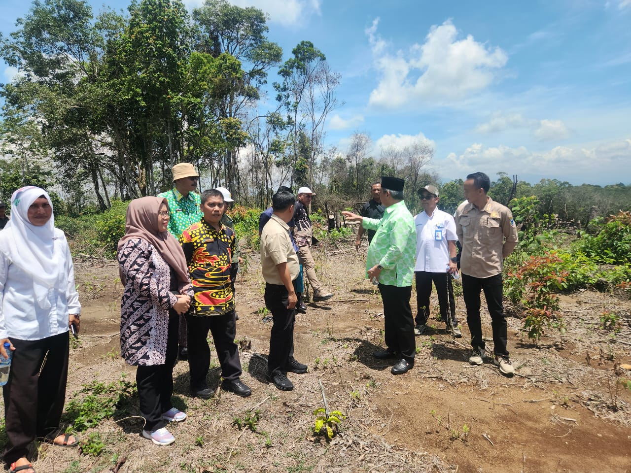 BUKTI KEPEDULIAN BUPATI LAHAT: SITUS MEGALIT TINGGI HARI AKAN DIPASANG LISTRIK